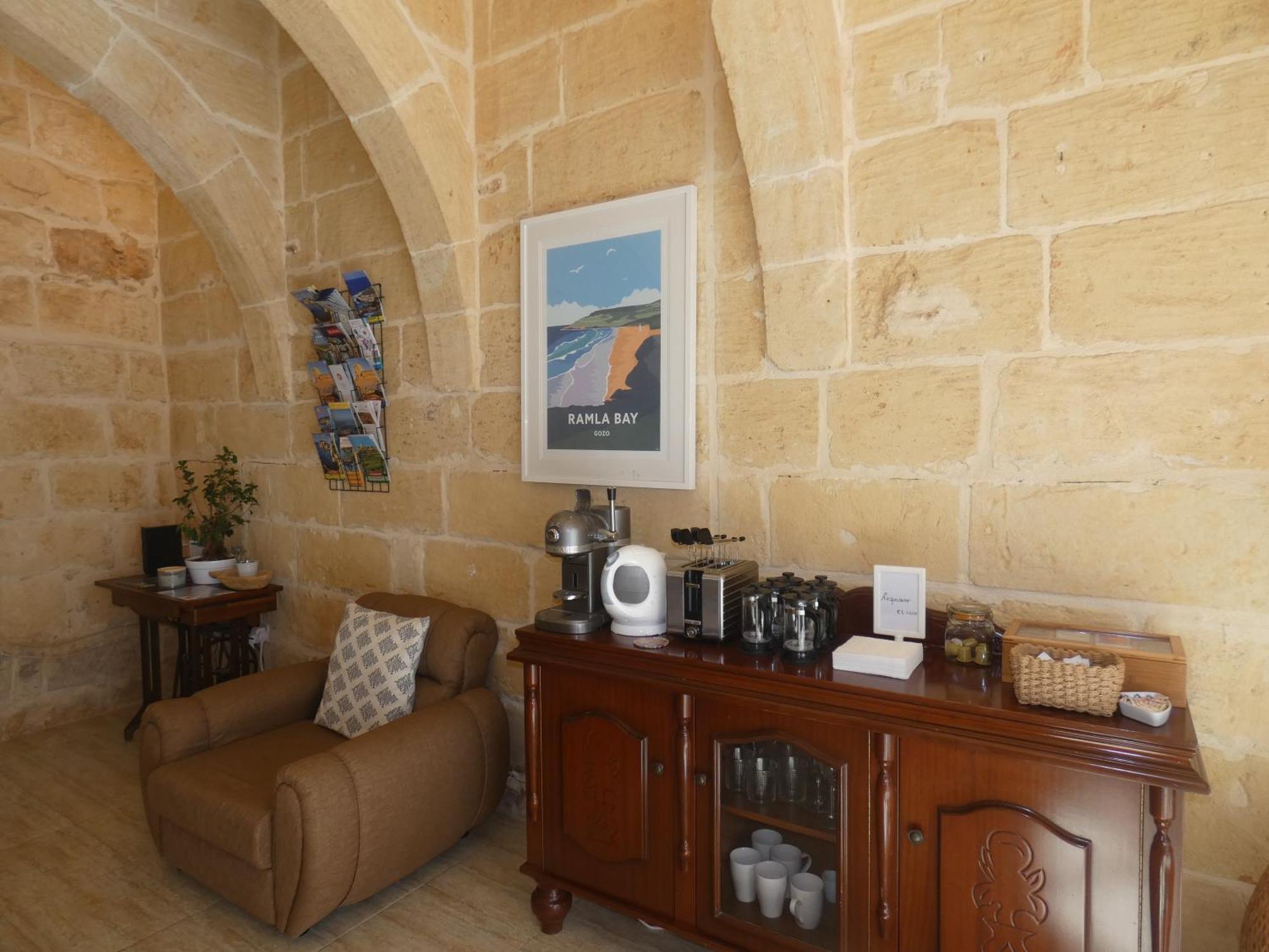 A La Maison B&B Xagħra エクステリア 写真