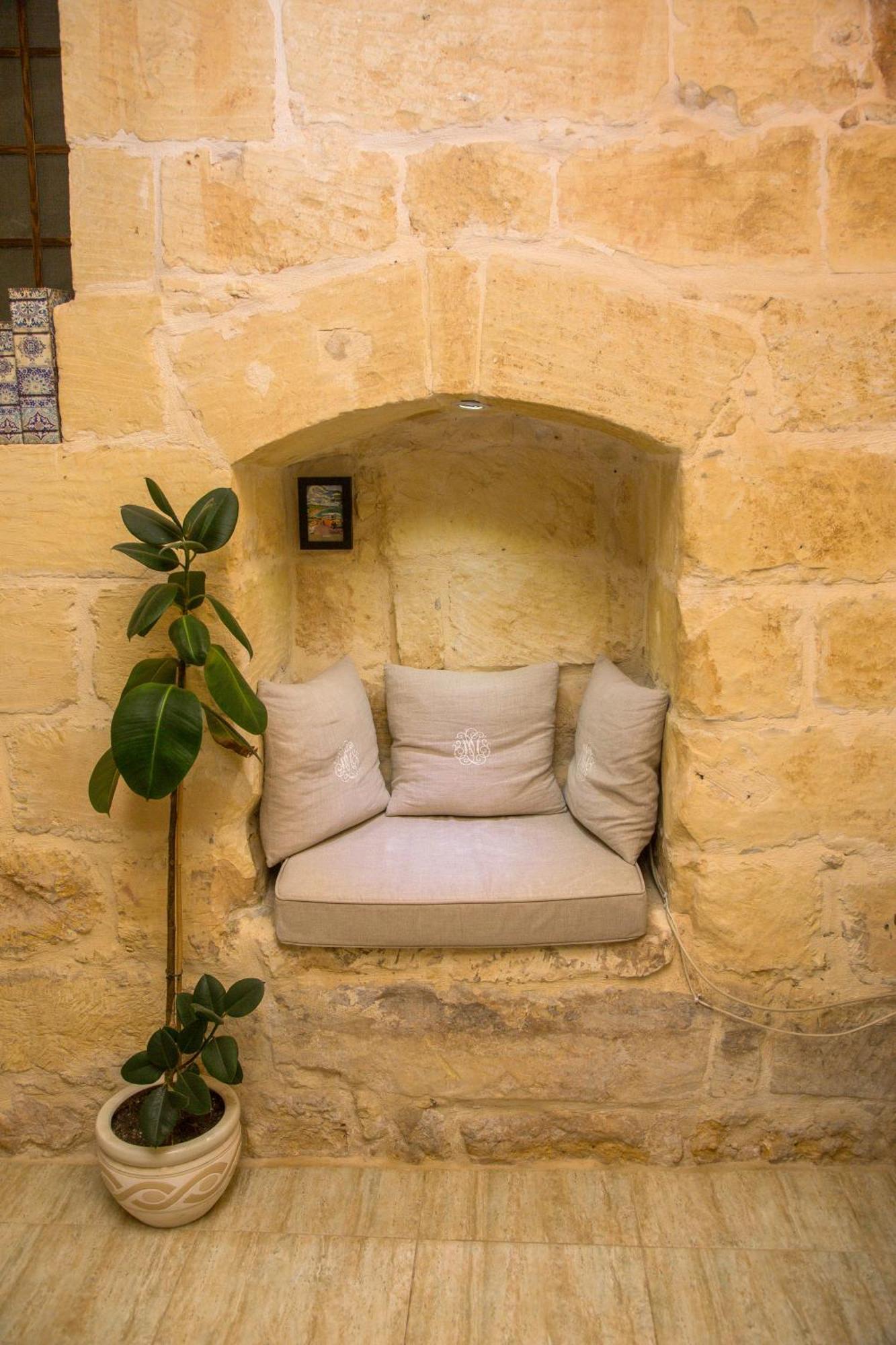 A La Maison B&B Xagħra エクステリア 写真
