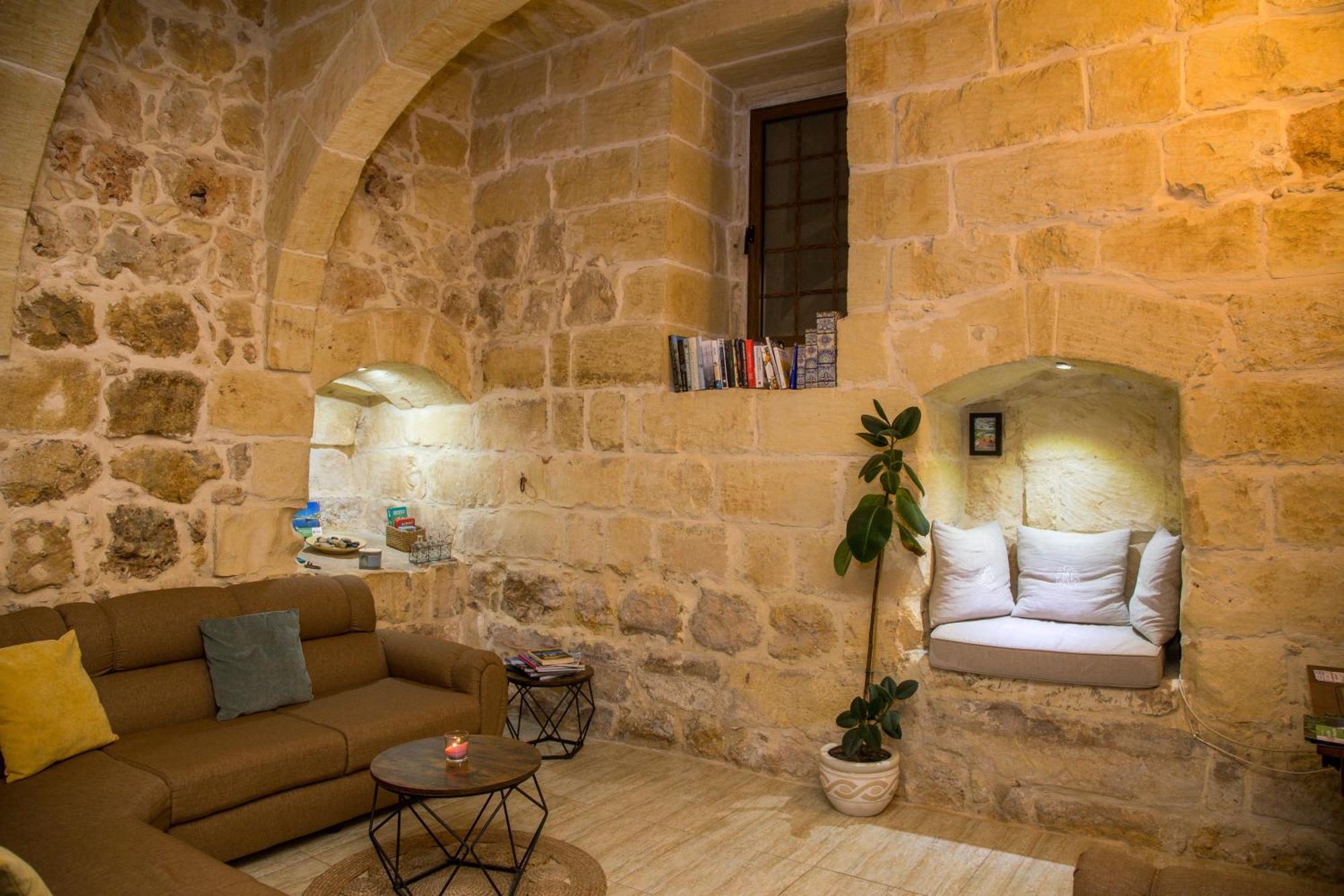 A La Maison B&B Xagħra エクステリア 写真