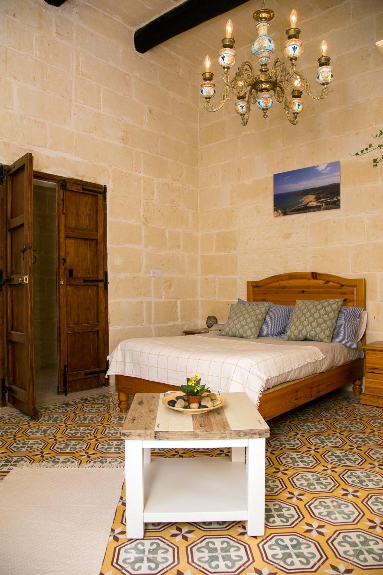 A La Maison B&B Xagħra エクステリア 写真
