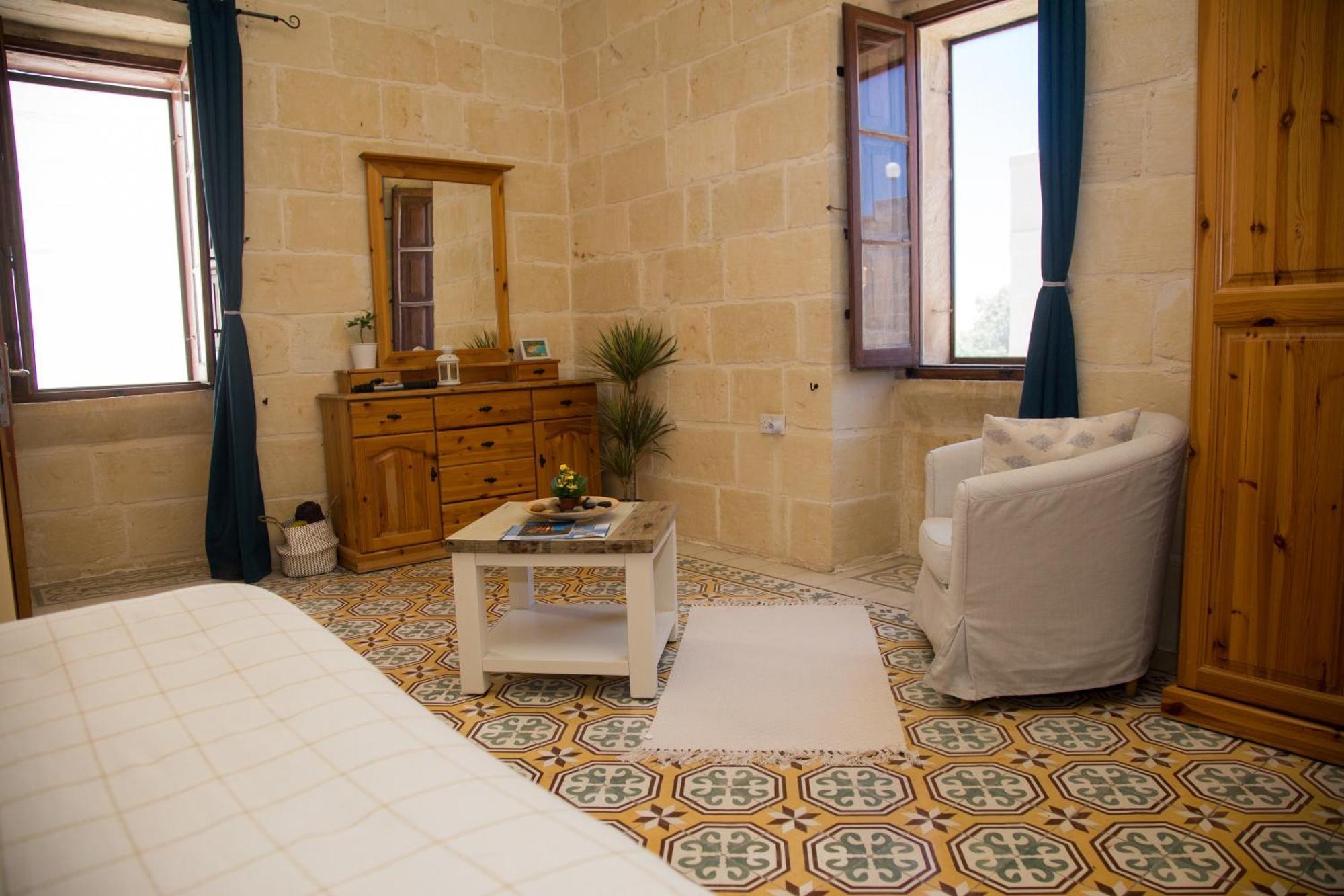 A La Maison B&B Xagħra エクステリア 写真