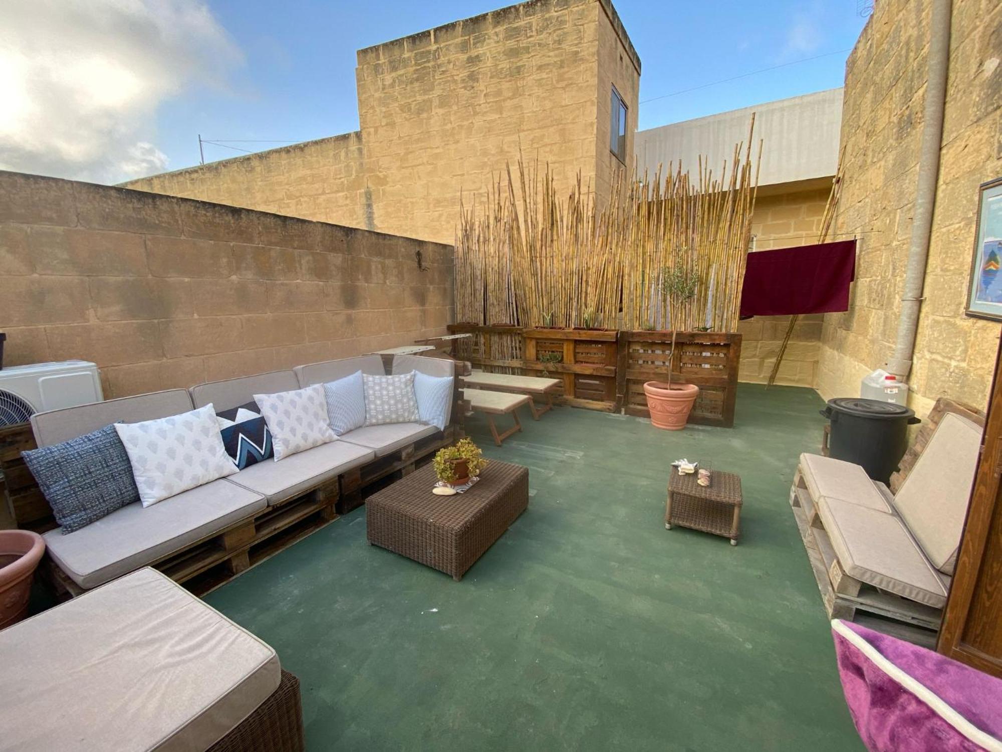 A La Maison B&B Xagħra エクステリア 写真